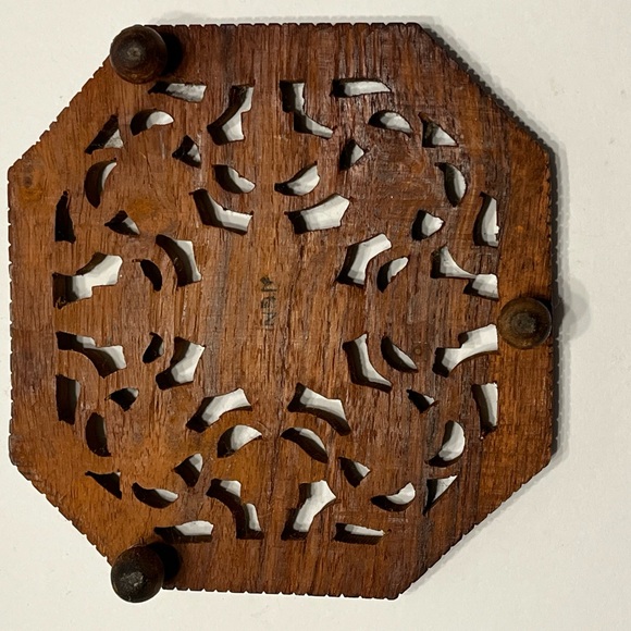 Vintage Wooden Carved Trivet. Pre owned - Picture 2 of 2